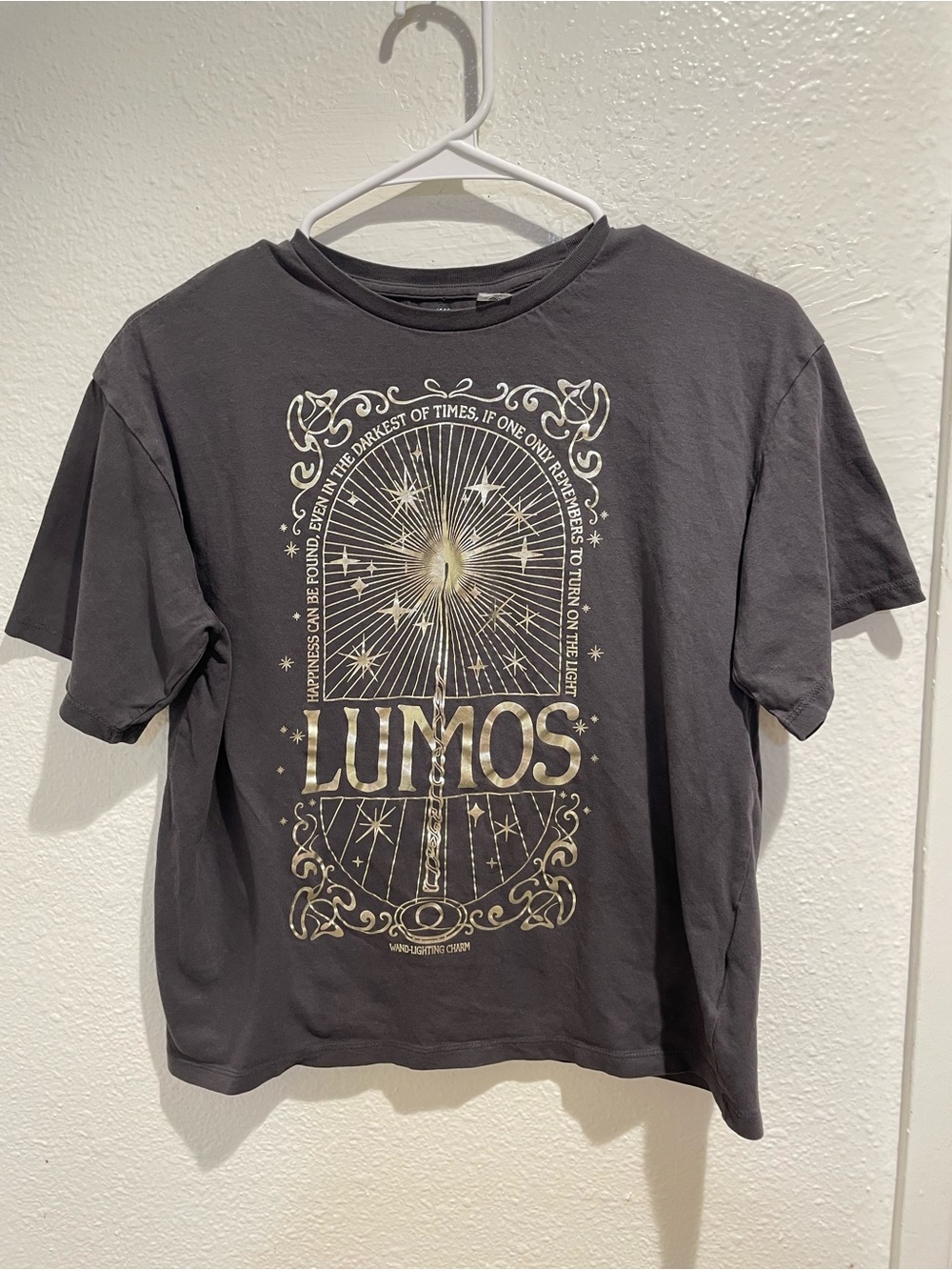 ✨ H&M x Harry Potter Official LUMOS Graphic Crop T-Shirt (US Size 12/14) ✨